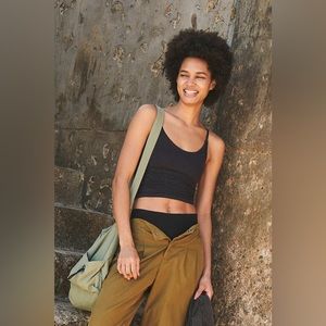 Good Karma Ruched Crop Tank M/L